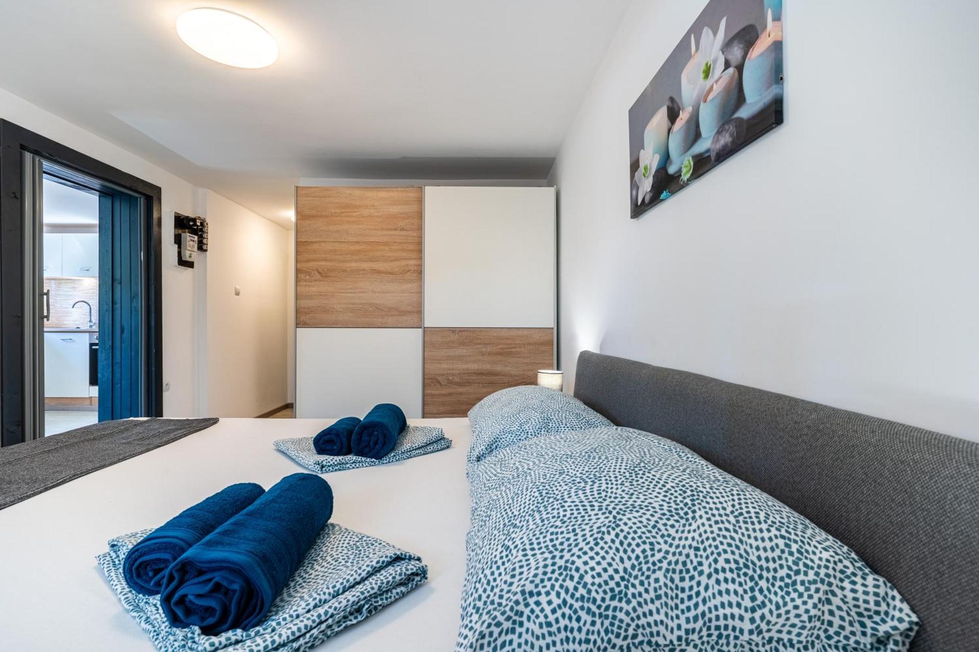 Kuca Matanovic Apartment Cres Exterior photo
